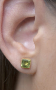 Jasmine White London Peridot Ear Studs